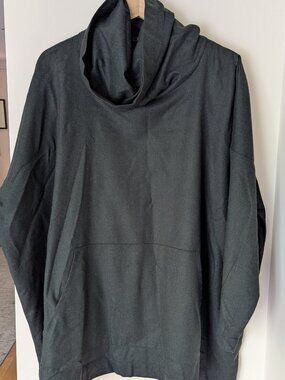Eskandar wool top